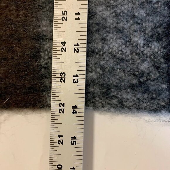 On 34th Adult Convertible‎ Plaid Soft Multi Form Scarf One Size NWT - Picture 13 of 14